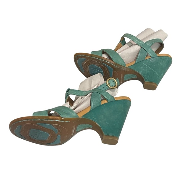 CROWN BY BORN - SIZE 7 - PALE GREEN WITH T-STRAP AND SLINGBACK HEELS - S3 - Picture 7 of 12